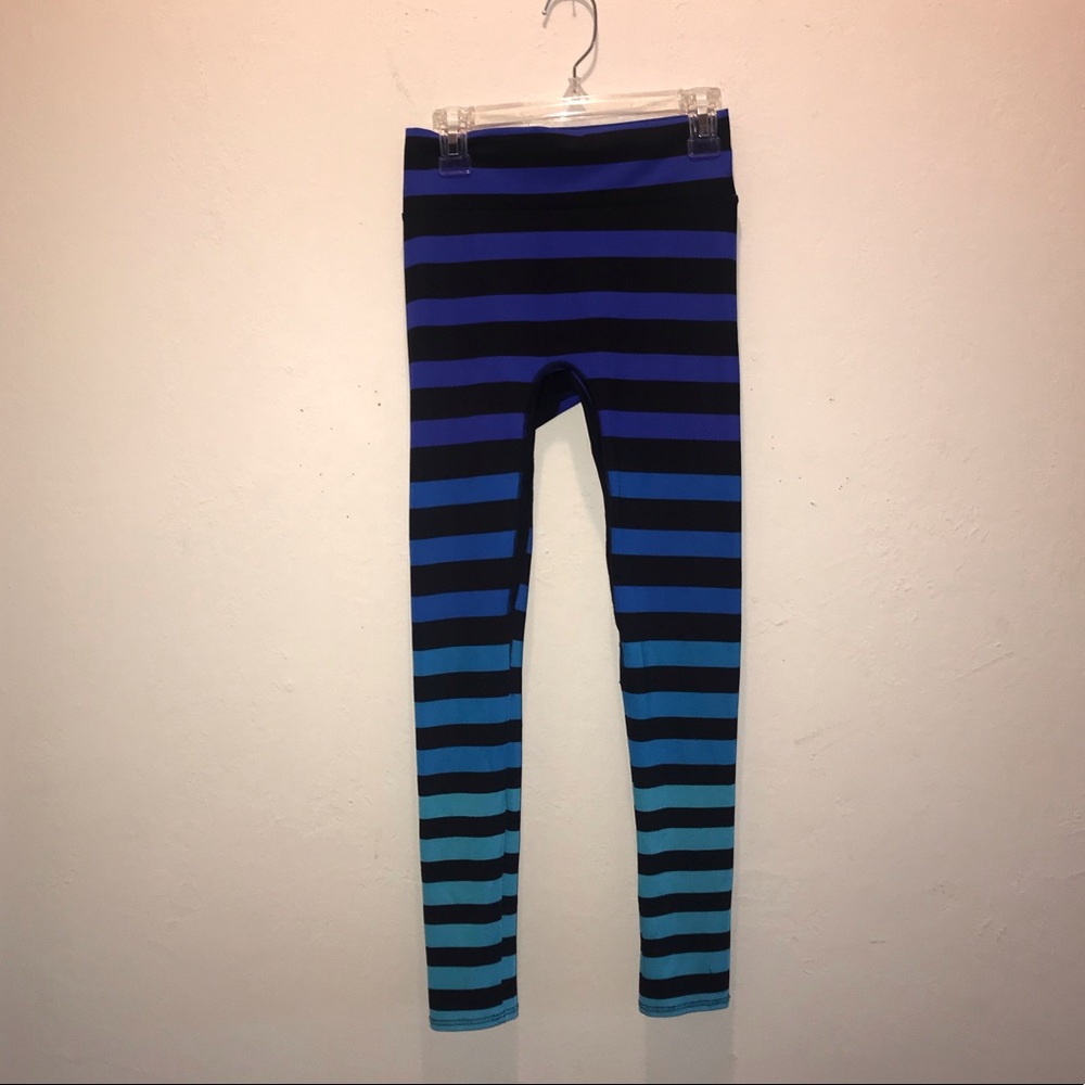 K.Deer blue/black ombré leggings. Large